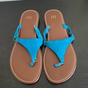Gently Used Women’s Sandals